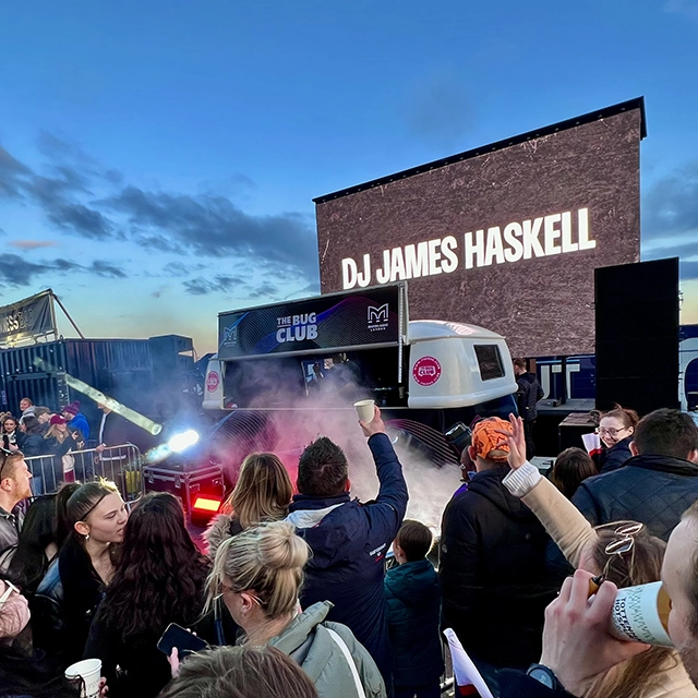 sustainable DJ Van Tottenham stadium